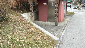 Öffentliches Wc - Attersee Am Attersee