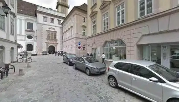 Alroka Investment Gmbh Alle - Linz