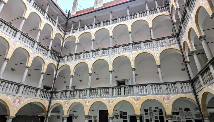 Lern -   Und Gedenkort Schloss Hartheim Aktion - Alkoven