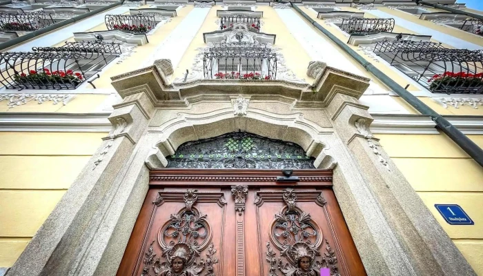 Reprasentativer Barockbau Alle - Wels