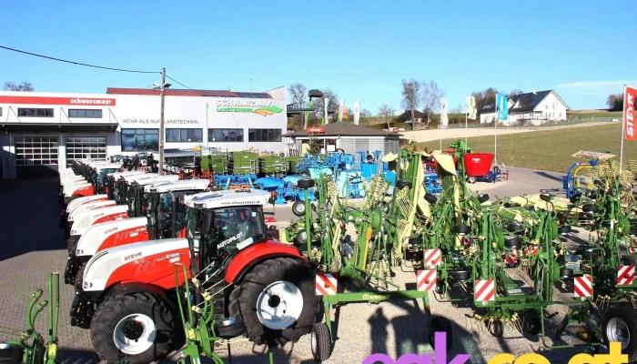 Schwarzmayr Landtechnik -  Traktor - Aurolzmünster