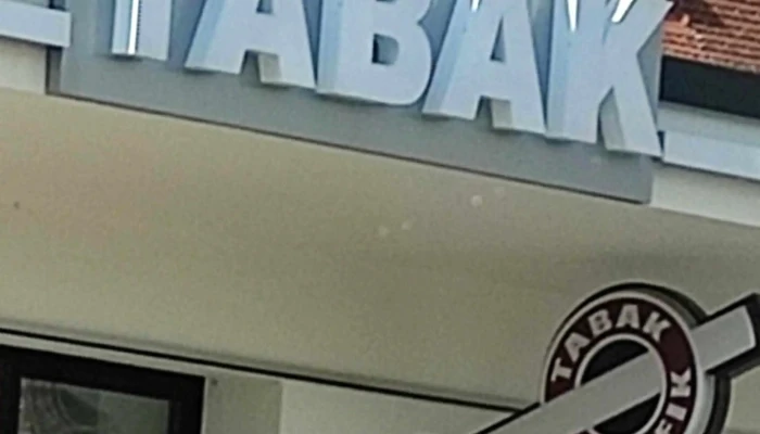 Tabak Trafik Inh Werner Undesser Kiosk - Linz